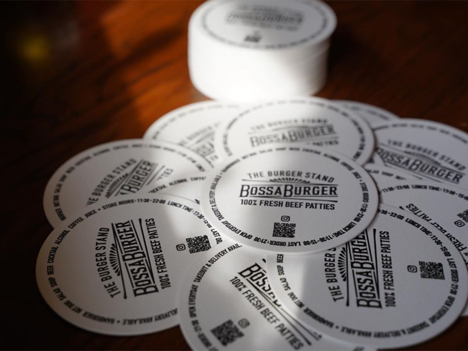 コースター｜テイクアウト用包装箱｜株式会社明珠｜ボッサバーガー